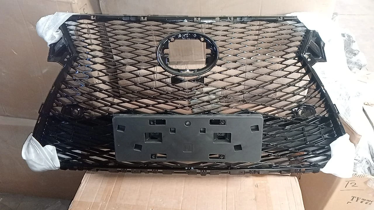 Lexus ES350 2016 - 2017 - 2018 Grille - Front Grille Assembly
